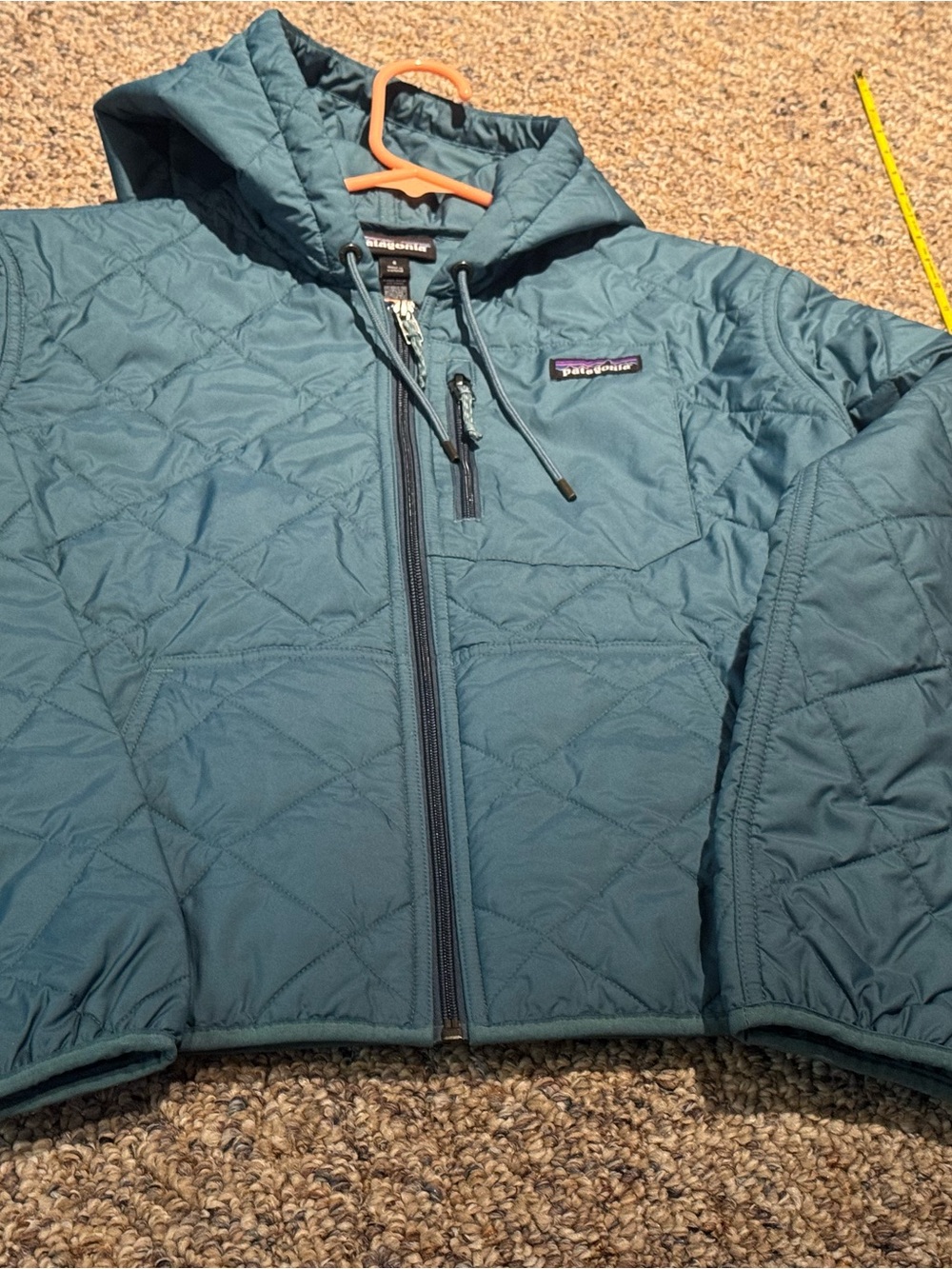 Patagonia Women’s Teal Hooded Quilted Jacket, Size Small, New Condition!! - Picture 2 of 11